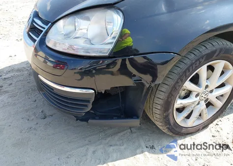 2010 Volkswagen Jetta Limited Edition from USA, damaged, VIN 3VWRX7AJ6AM109254